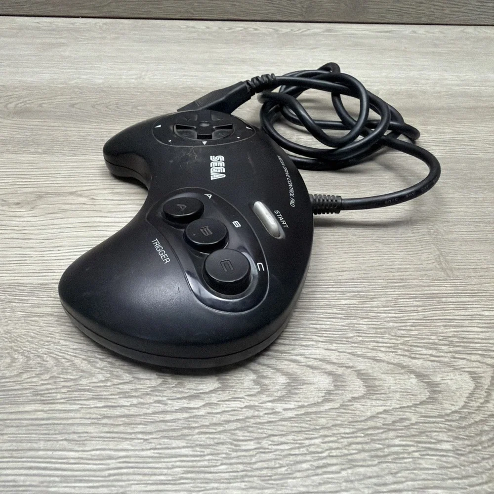 SEGA MEGA DRIVE ORIGINAL CONTROL PAD 1° EDITION EU MOD.‎ 1650